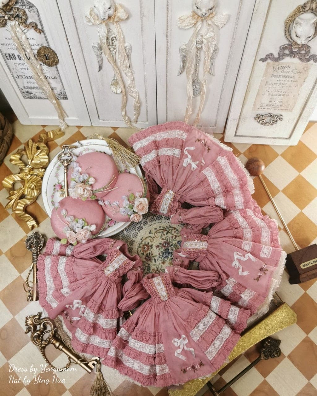 【Yenyumom】Dusty Red Embroidery Dress Set / Neo Blythe OB24 momoko doll Licca - 紀物書館+JiWu Bookstore