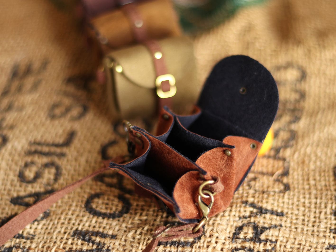 【1PinFun】肩背包 腰包 多色 / BJD 1/4 MSD MDD AZO2 OB50 AngelPhilia momoko 小布 莉卡 Azone 膠皮 1/6 - 紀物書館+JiWu Bookstore