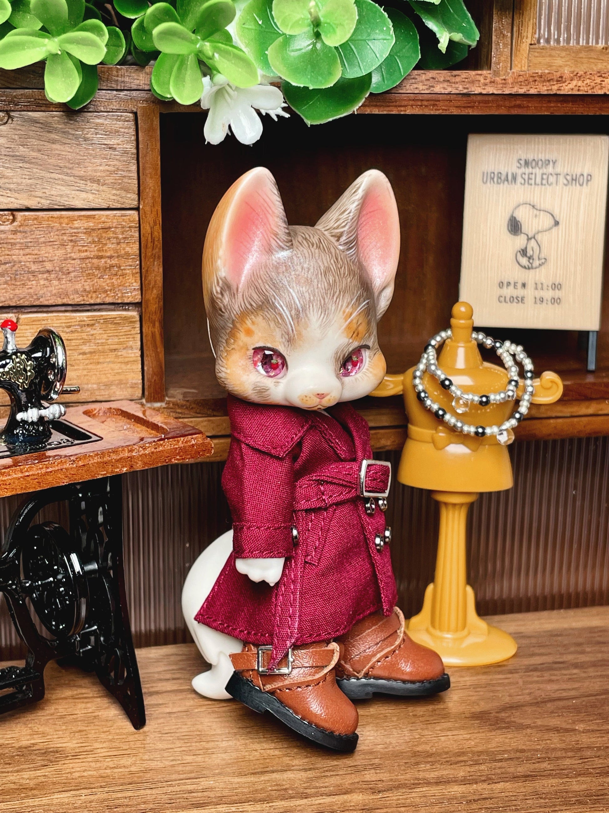 【魔販生工作室】B2 SHOP 風衣外套 / 小寵 cocoriang kumukuku - 紀物書館+JiWu Bookstore