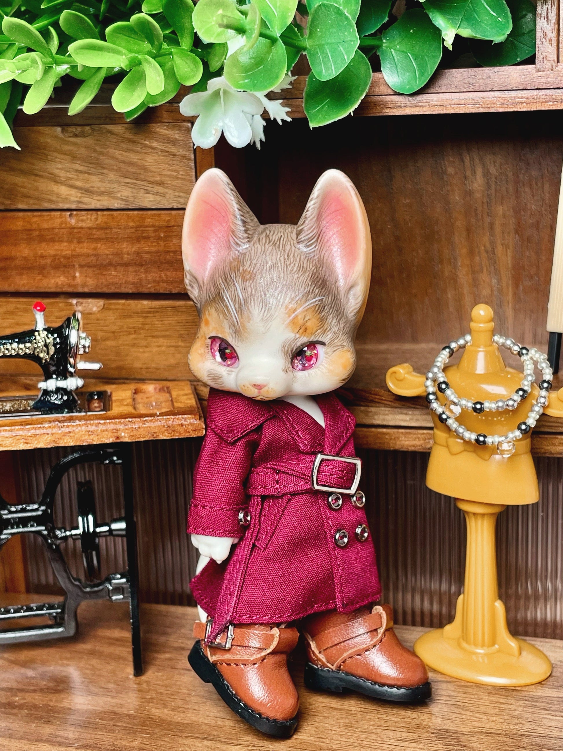 【魔販生工作室】B2 SHOP 風衣外套 / 小寵 cocoriang kumukuku - 紀物書館+JiWu Bookstore