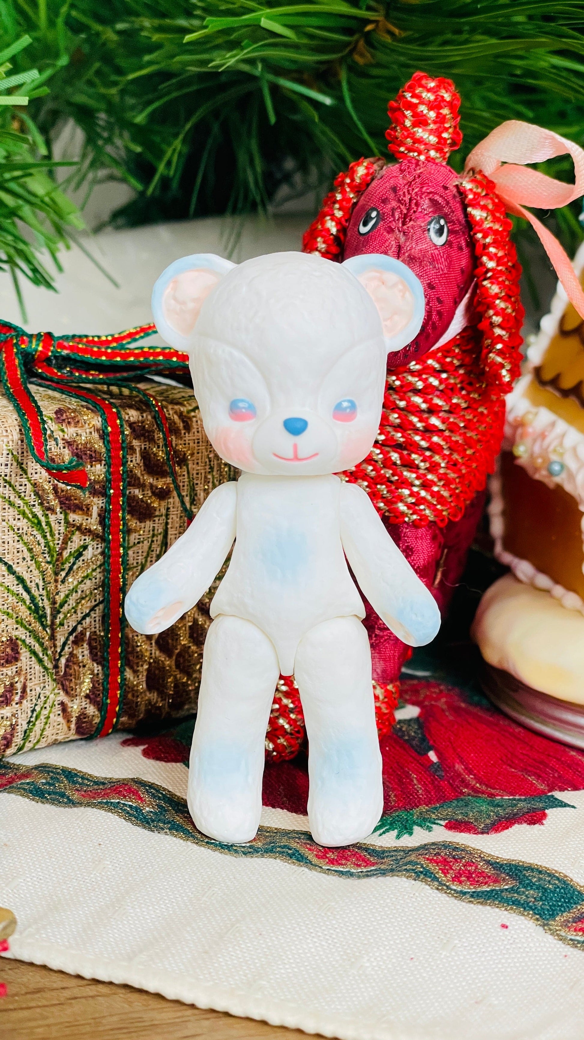 【GEPPETO FRIENDS】gfDolls little KKuming Bear 小熊 Glowing 限定 / 現貨 - 紀物書館+JiWu Bookstore