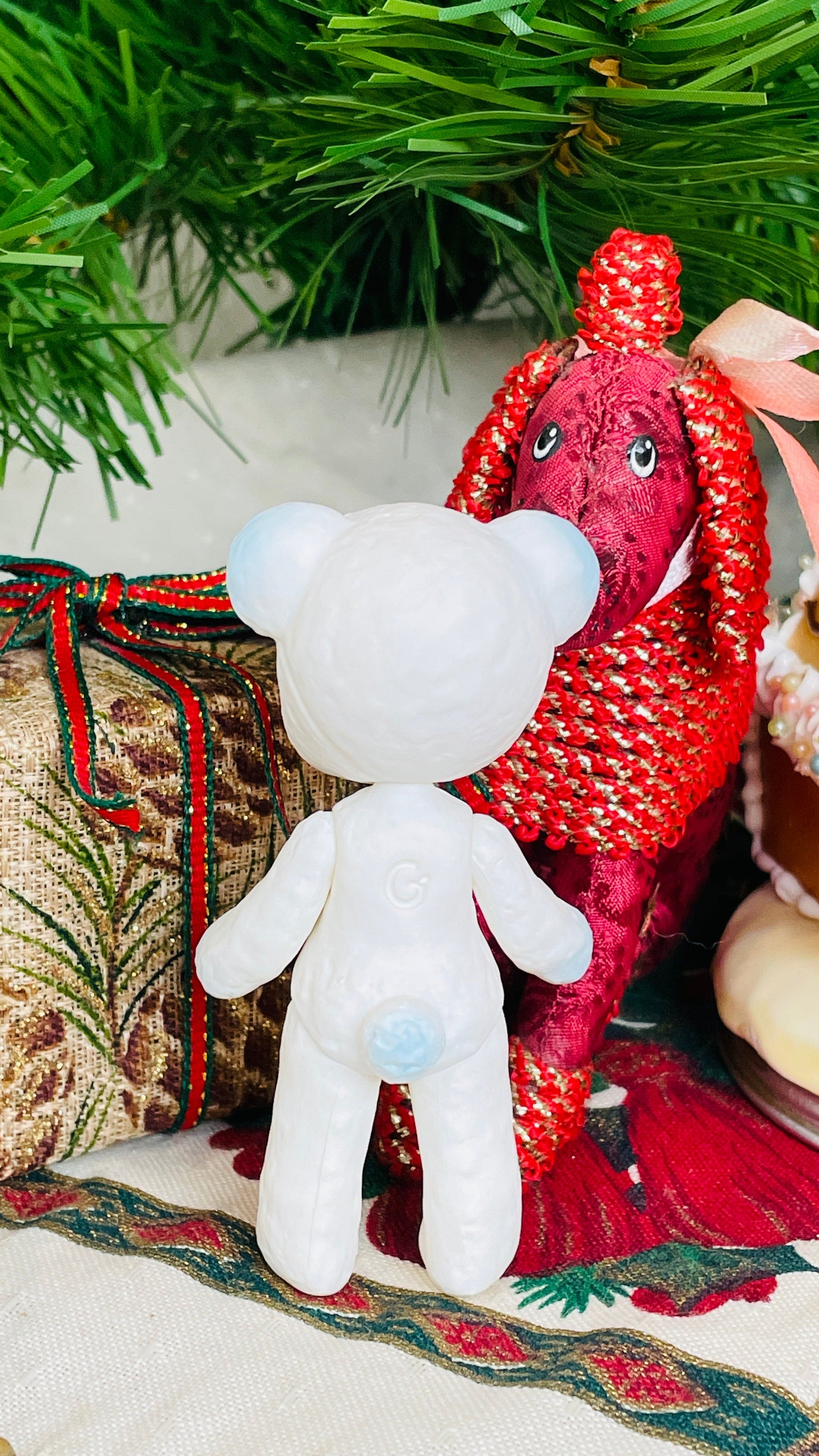 【GEPPETO FRIENDS】gfDolls little KKuming Bear 小熊 Glowing 限定 / 現貨 - 紀物書館+JiWu Bookstore