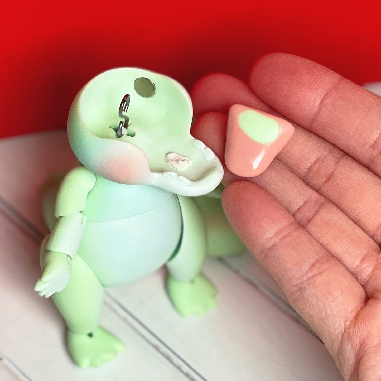 【Hatter's Grove】小鱷魚 Zucchini / 1/8 BJD KUMUKUKU - 紀物書館+JiWu Bookstore