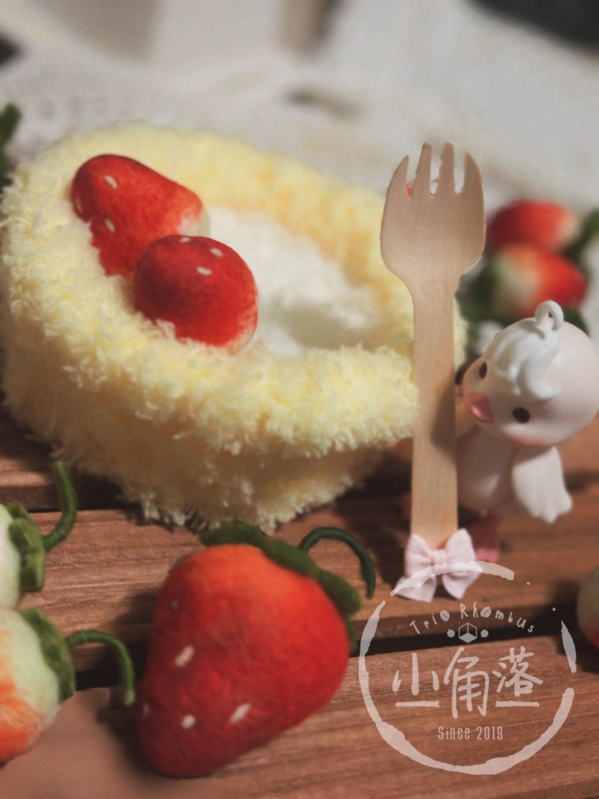 【TrioRhombus小角落】搖籃塔 草莓夢境 套組 / BJD kumukuku 棉花娃 小寵 甜心小熊 - 紀物書館+JiWu Bookstore