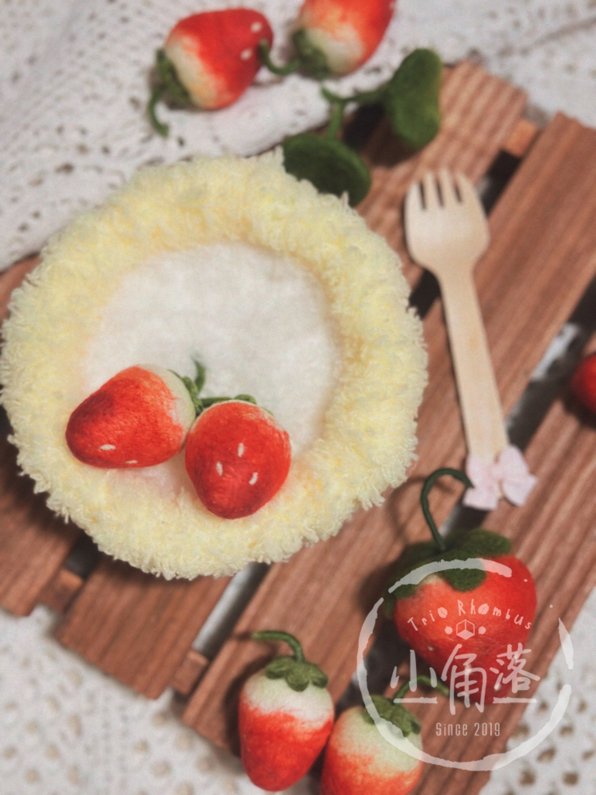 【TrioRhombus小角落】搖籃塔 草莓夢境 套組 / BJD kumukuku 棉花娃 小寵 甜心小熊 - 紀物書館+JiWu Bookstore