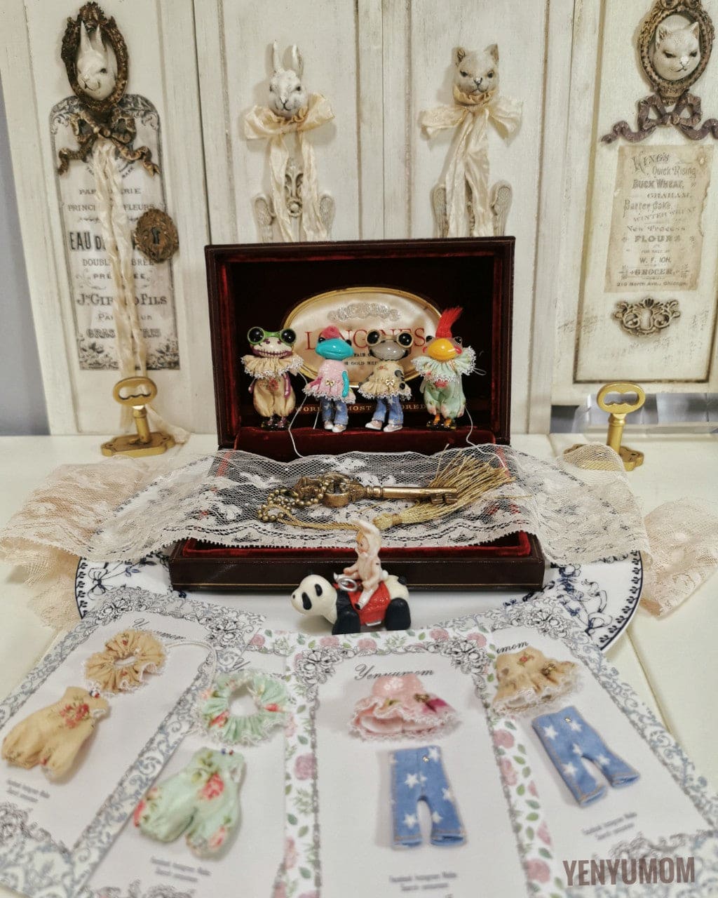 【Yenyumom】Floral Print Denim Set / Furtune Wanda Friends Wonder Frog - 紀物書館+JiWu Bookstore