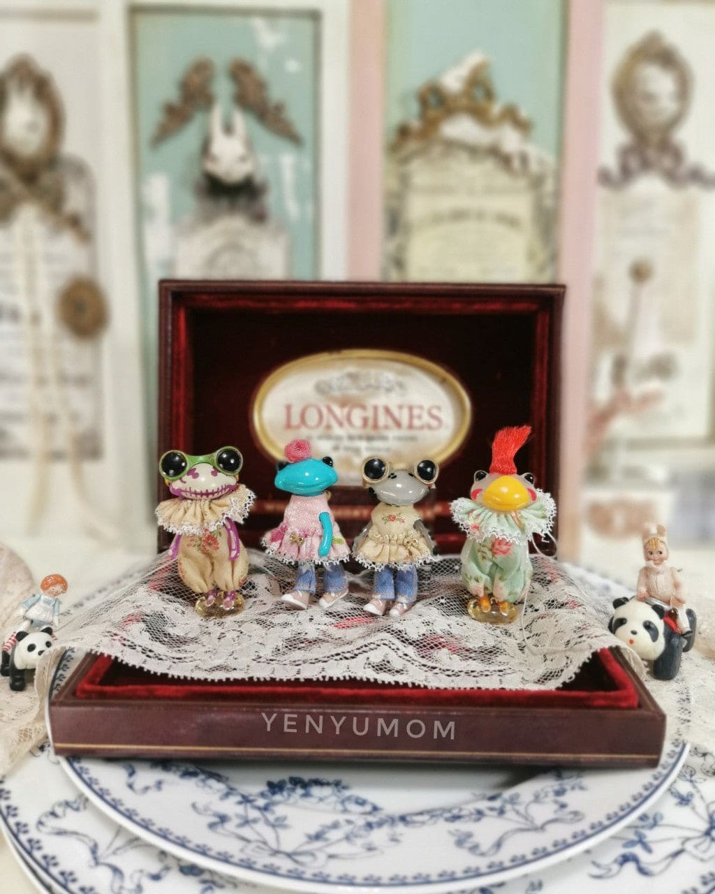 【Yenyumom】Floral Print Rompers / Furtune Wanda Friends Wonder Frog - 紀物書館+JiWu Bookstore