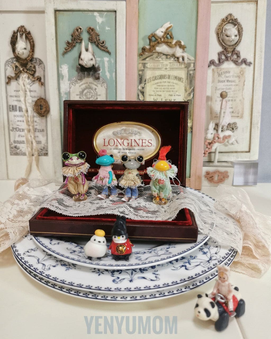 【Yenyumom】Floral Print Denim Set / Furtune Wanda Friends Wonder Frog - 紀物書館+JiWu Bookstore