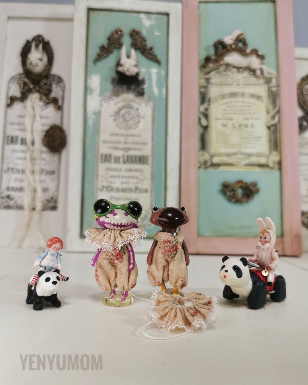 【Yenyumom】Floral Print Rompers / Furtune Wanda Friends Wonder Frog - 紀物書館+JiWu Bookstore