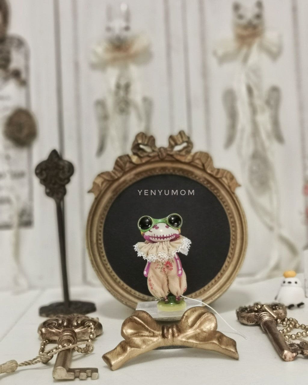 【Yenyumom】Floral Print Rompers / Furtune Wanda Friends Wonder Frog - 紀物書館+JiWu Bookstore