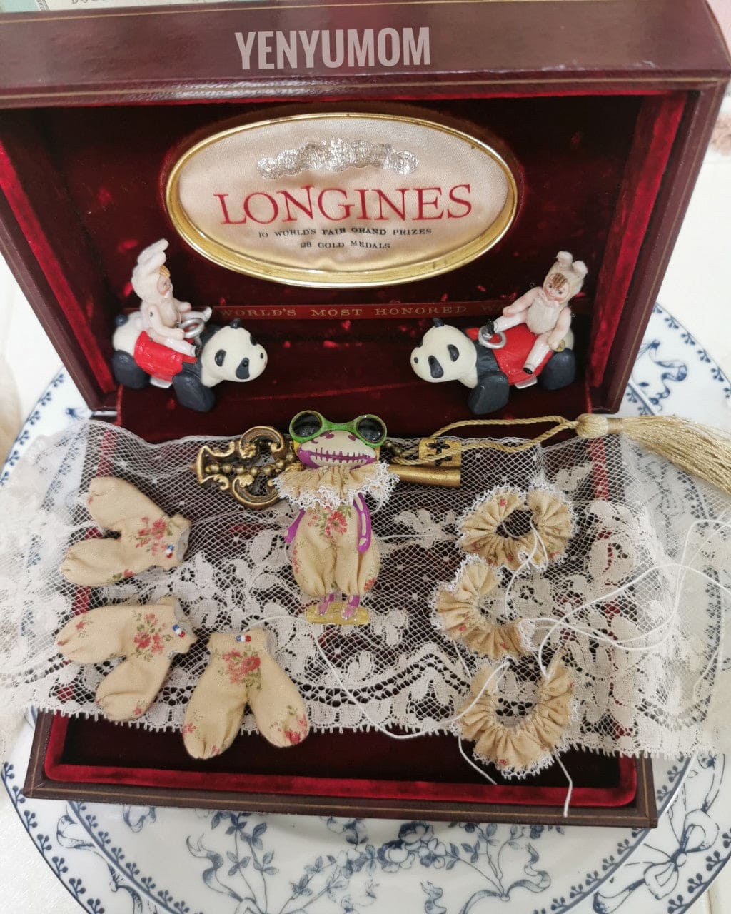 【Yenyumom】Floral Print Rompers / Furtune Wanda Friends Wonder Frog - 紀物書館+JiWu Bookstore