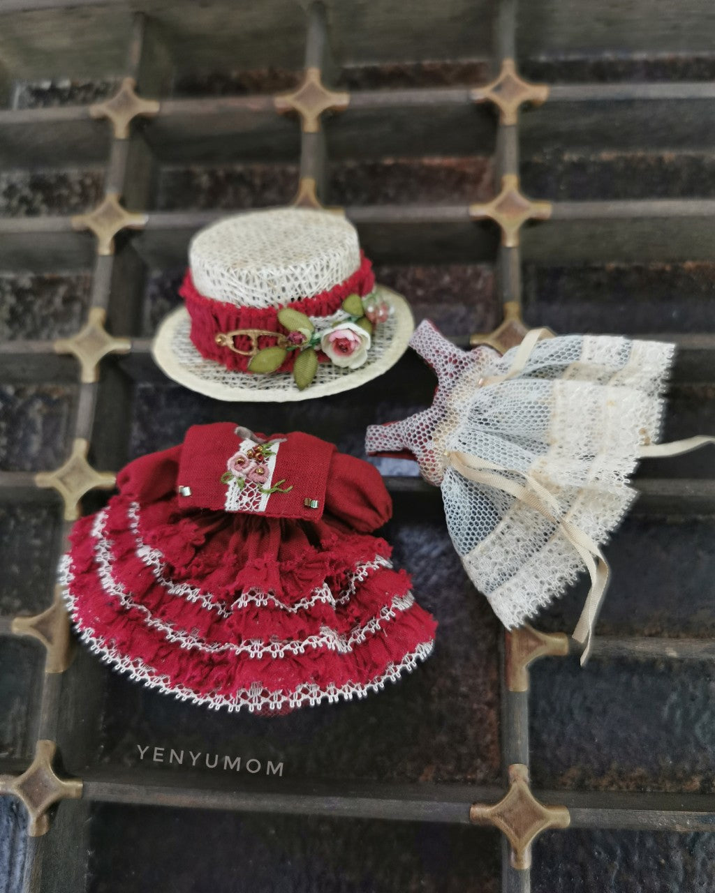 【Yenyumom】Straw Hat Embroidery Dress Set / Petite Blythe