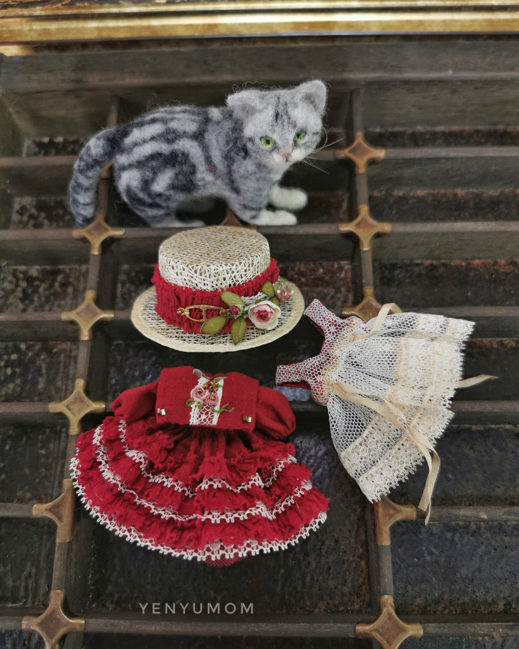 【Yenyumom】Straw Hat Embroidery Dress Set / Petite Blythe