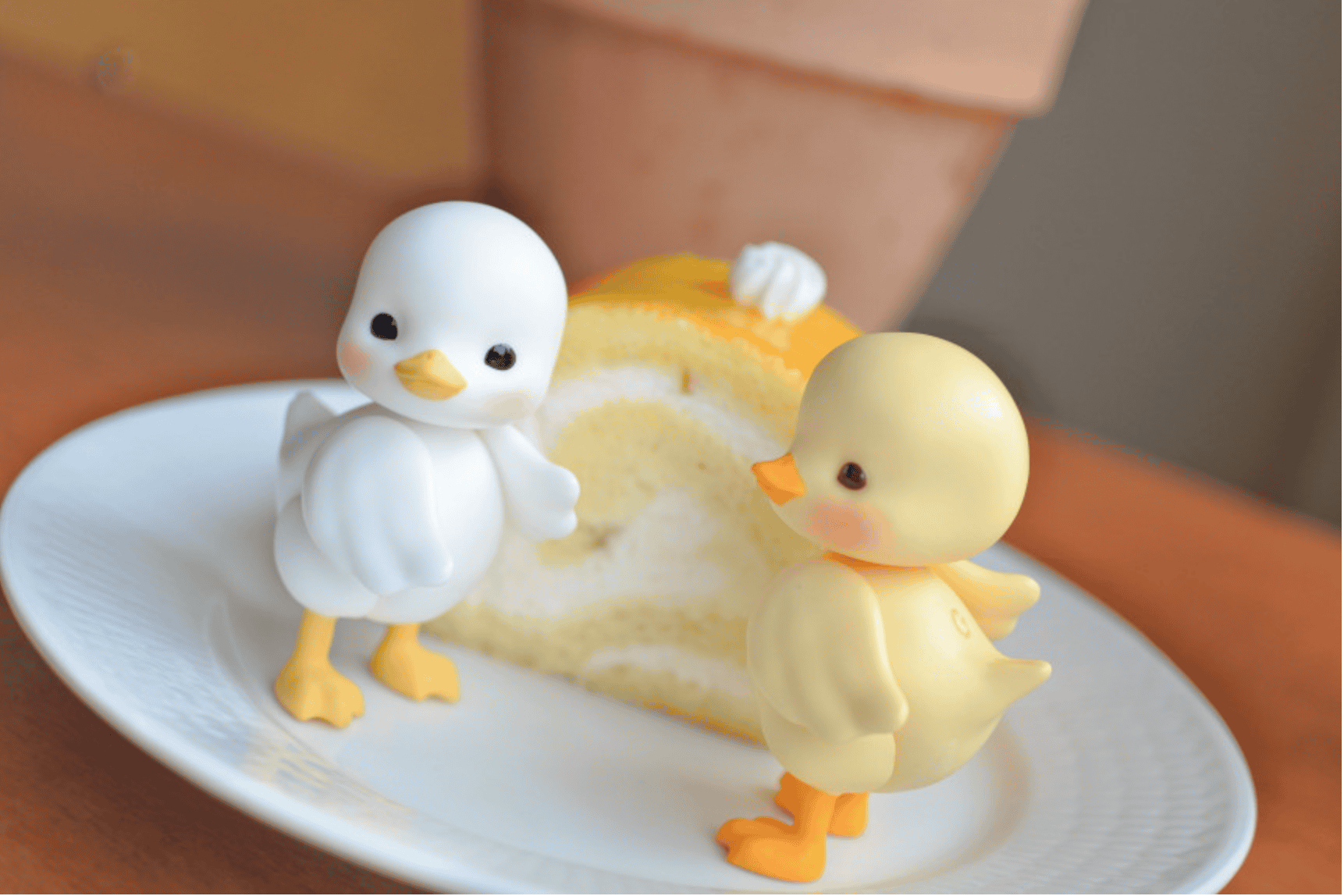 【GEPPETO FRIENDS】gfDolls little KKuming Duck 小鴨子 蛋黃肌 / 現貨 - 紀物書館+JiWu Bookstore