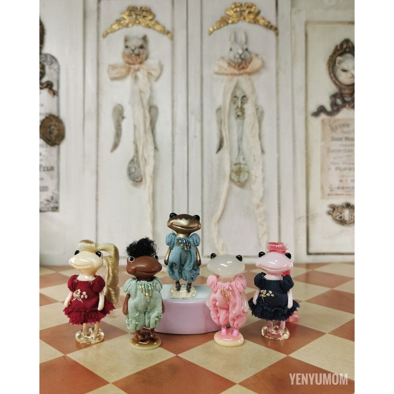 【Yenyumom】Embroidery Rompers / Furtune Wanda Friends Wonder Frog