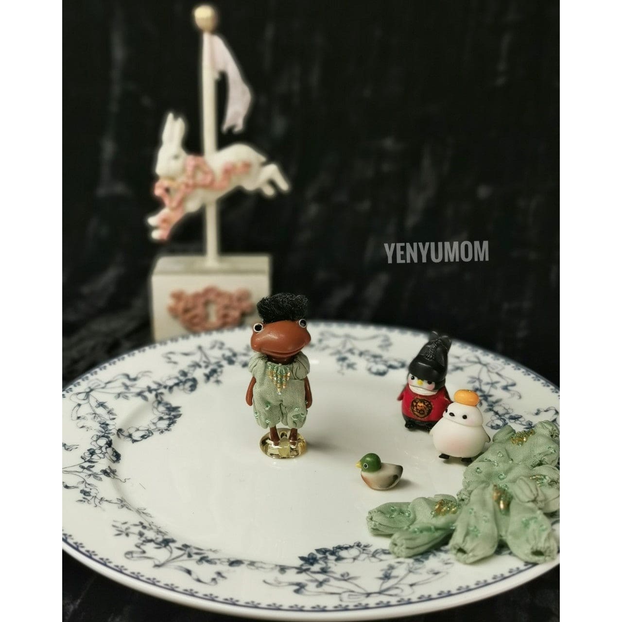 【Yenyumom】Embroidery Rompers / Furtune Wanda Friends Wonder Frog